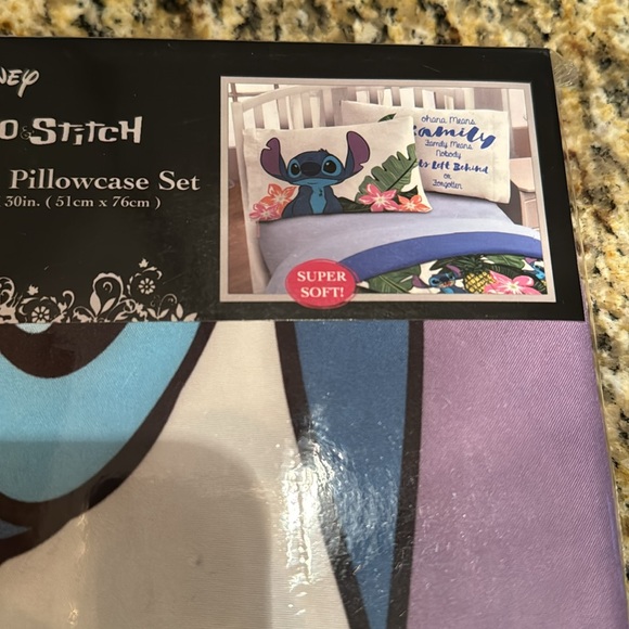 2 Pack Disney Lilo and Stitch Pillowcase Set- NWT - Picture 4 of 5